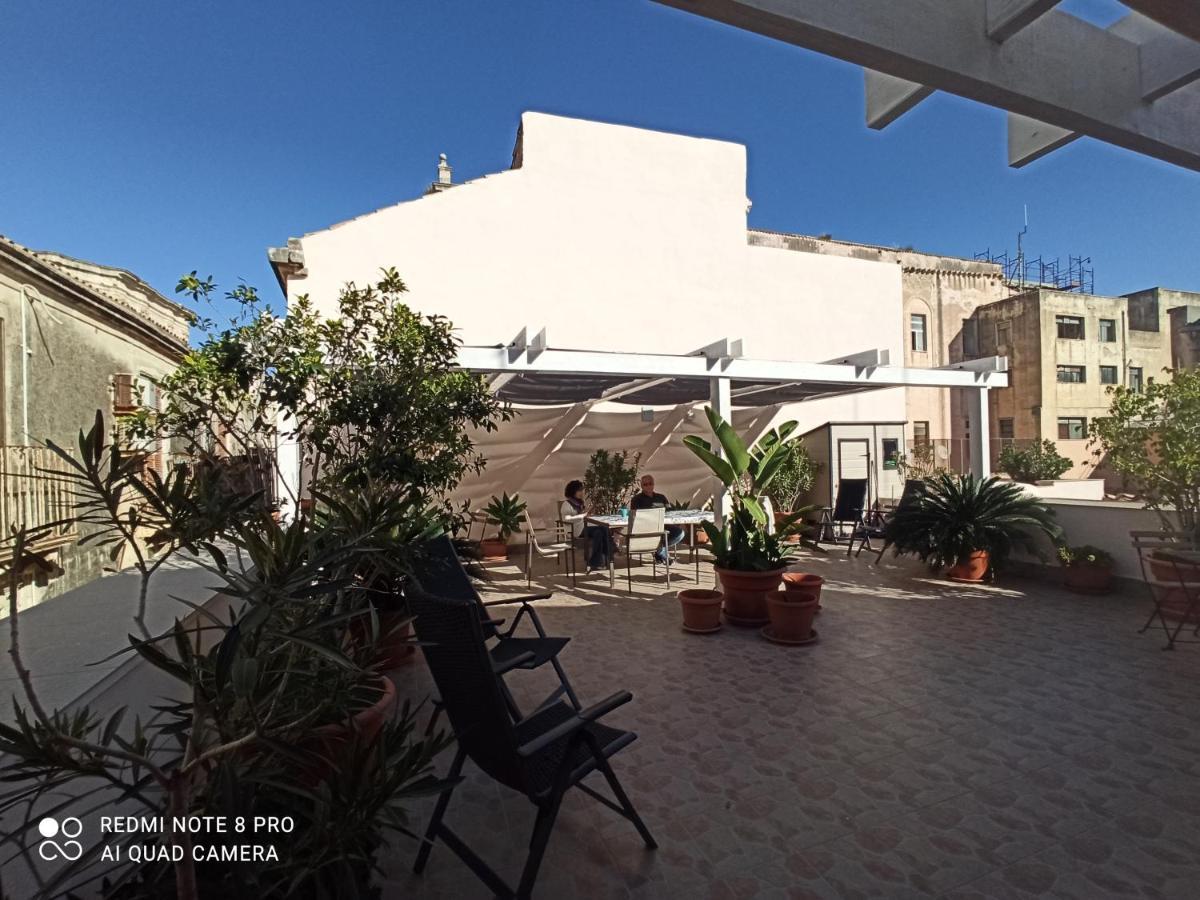 Il Riad Del Capitano Syracuse Buitenkant foto